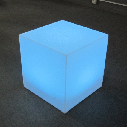 GF301 发光立方体桌子/椅子